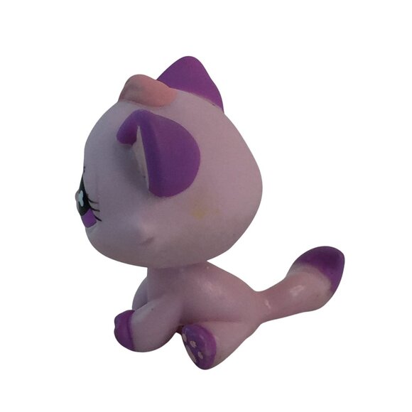 Littlest Pet Shop LPS #576 Purple Pink Kitty Cat Clover Eyes Kitten - Picture 2 of 8